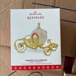 Hallmark Keepsake Cinderella's Carriage Ornament - Gold and Cream- 2017